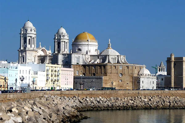 Catedral de Cádiz Tacita de Plata
